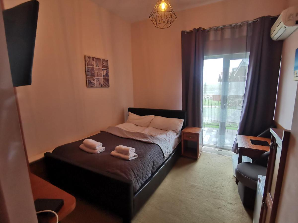 Polaris Krynica Morska Hotel Buitenkant foto